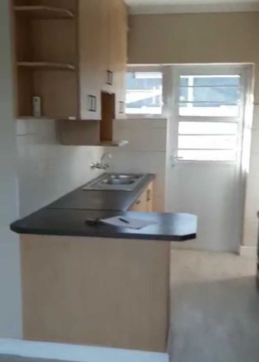 2 Bedroom Property for Sale in Jagtershof Western Cape